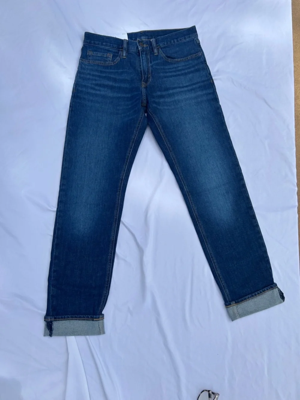Classic Men's Dark Blue Straight Jeans cuffed size 30x32